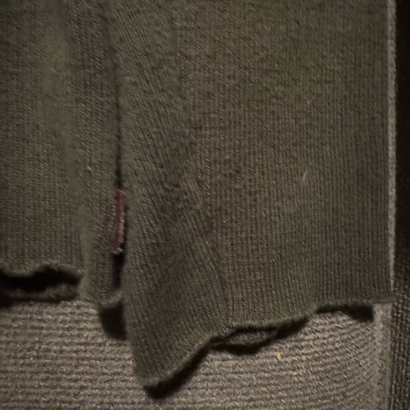 Polo Jeans, olive green button up long sleeved shirt, SIZE LARGE - Picture 5 of 5